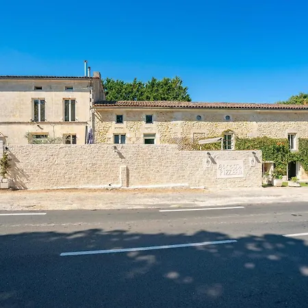 Le Vésuve Avec Jaccuzi Saint-Genis-de-Saintonge