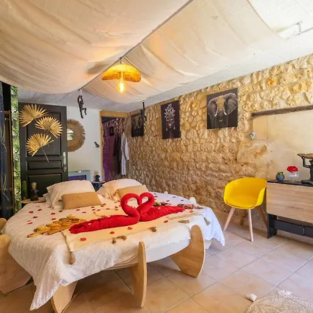 Le Vesuve Avec Jaccuzi Lejlighed *